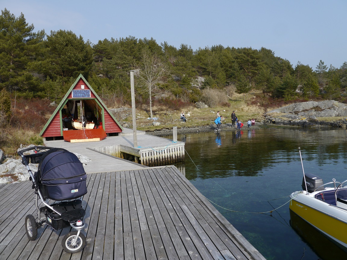 Et bilde som inneholder utendrs, himmel, tre, vann

Beskrivelse som er generert med svrt hy visshet